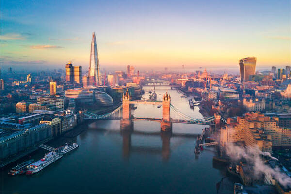 Esplorare il potenziale impatto della tassa di soggiorno di Londra sui visitatori futuri