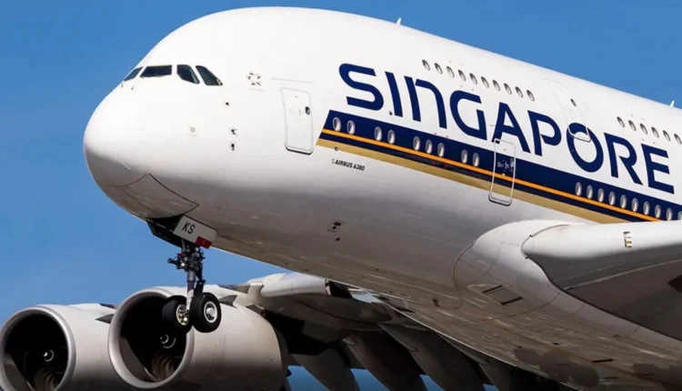 La collaborazione tra Singapore Airlines e Salesforce migliora l'intelligenza artificiale nel servizio clienti.