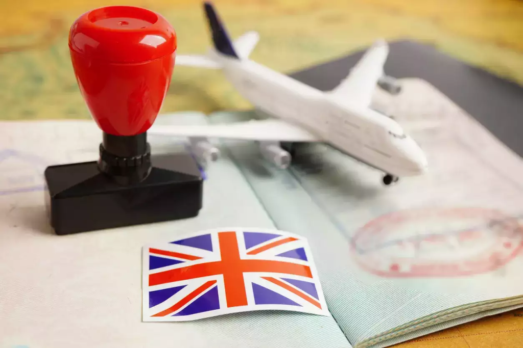 L'impatto di una diminuzione del rilascio di visti di lavoro nel Regno Unito 37% su viaggi e trasporti