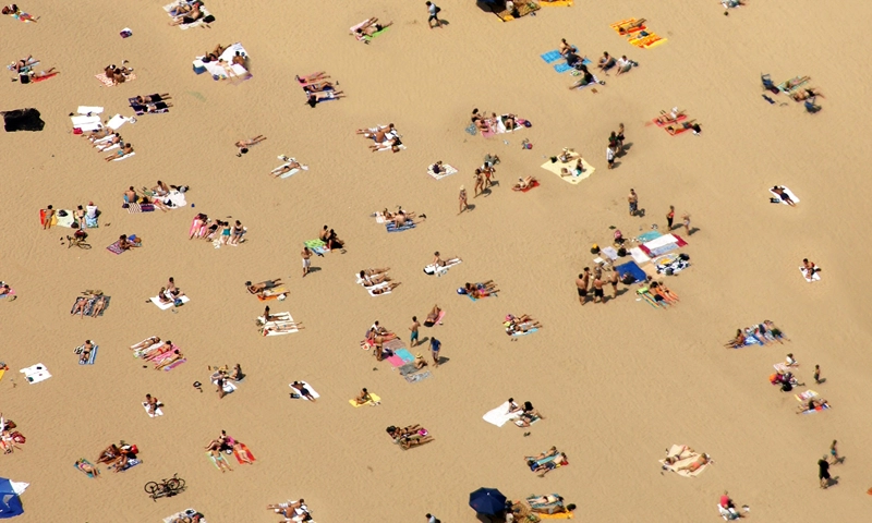 Americanos aderem às escapadelas de verão apesar das dificuldades financeiras
