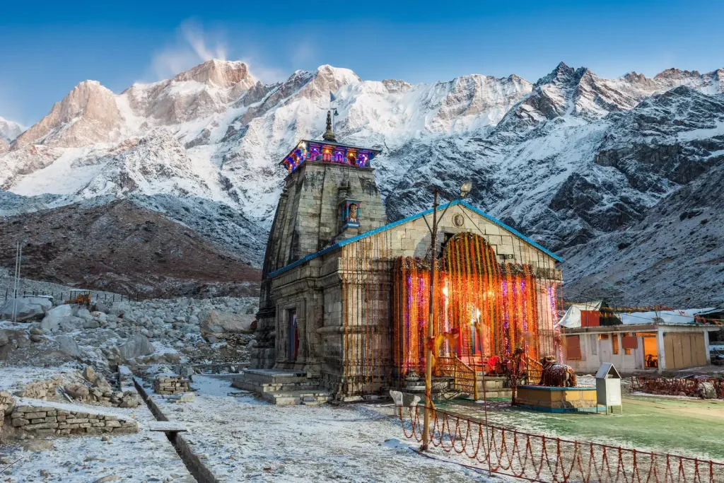 Aumento de visitantes a Kedarnath Dham supera los 700,000, mejorando el empoderamiento local