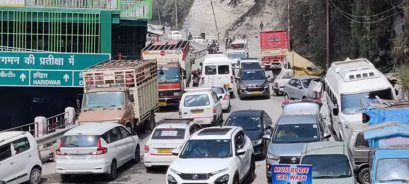 Vale de Doon Enfrenta Congestionamento de Tráfego com o Aumento do Número de Turistas